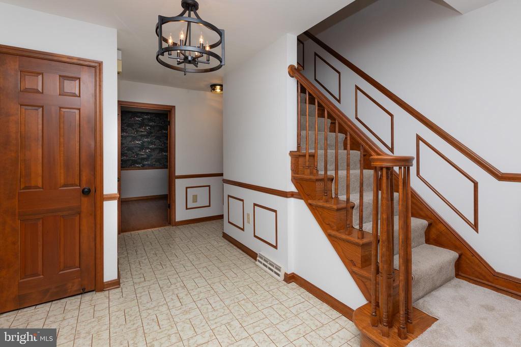 9 Fork Spring Ct