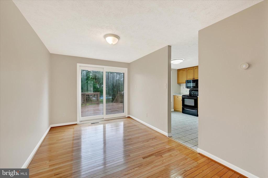 3 Ayr Ct