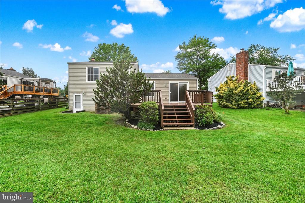 3 Ayr Ct