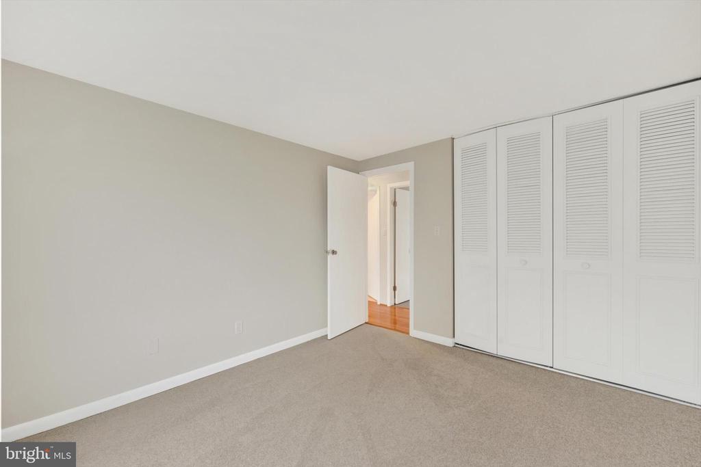 3 Ayr Ct