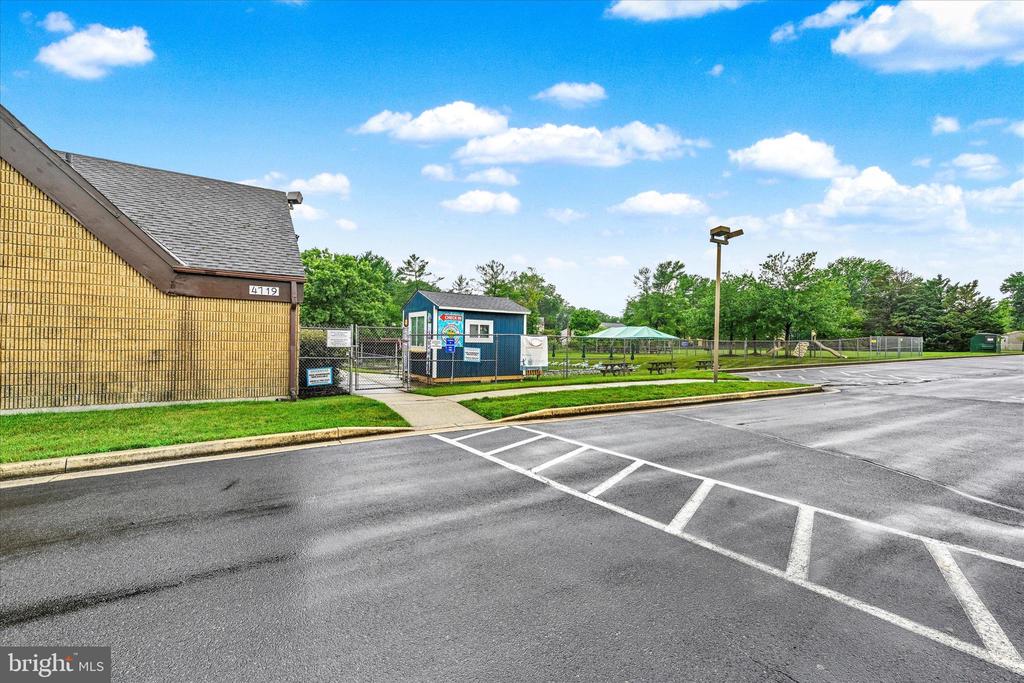 3 Ayr Ct