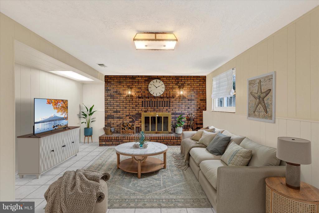3 Ayr Ct