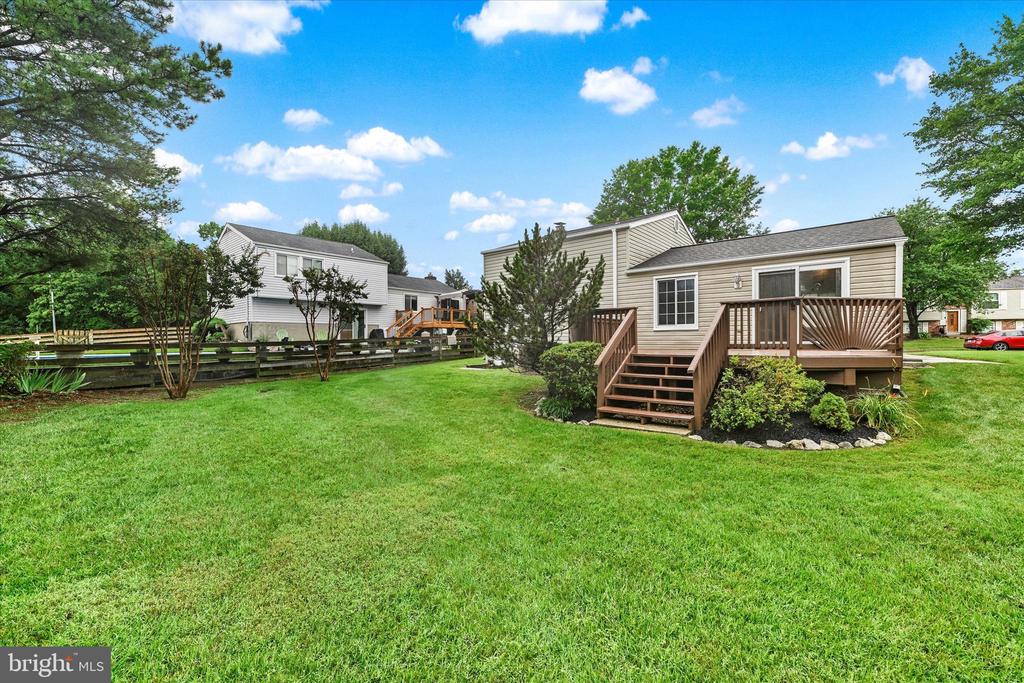 3 Ayr Ct