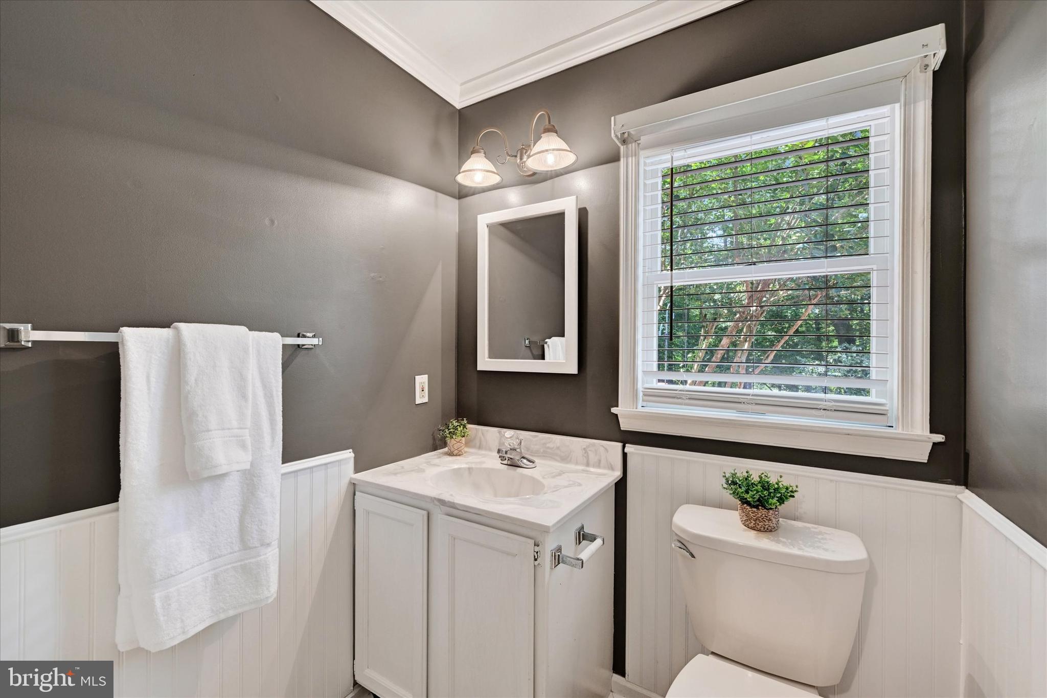 2621-A Proctor Ln