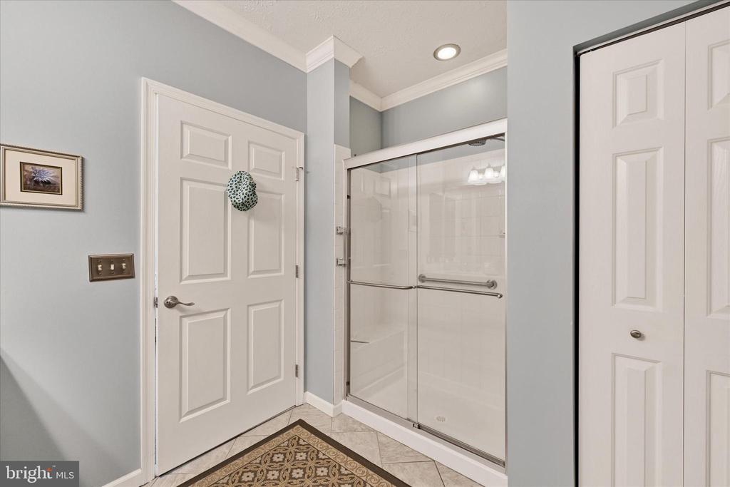4503 Dunton Ter