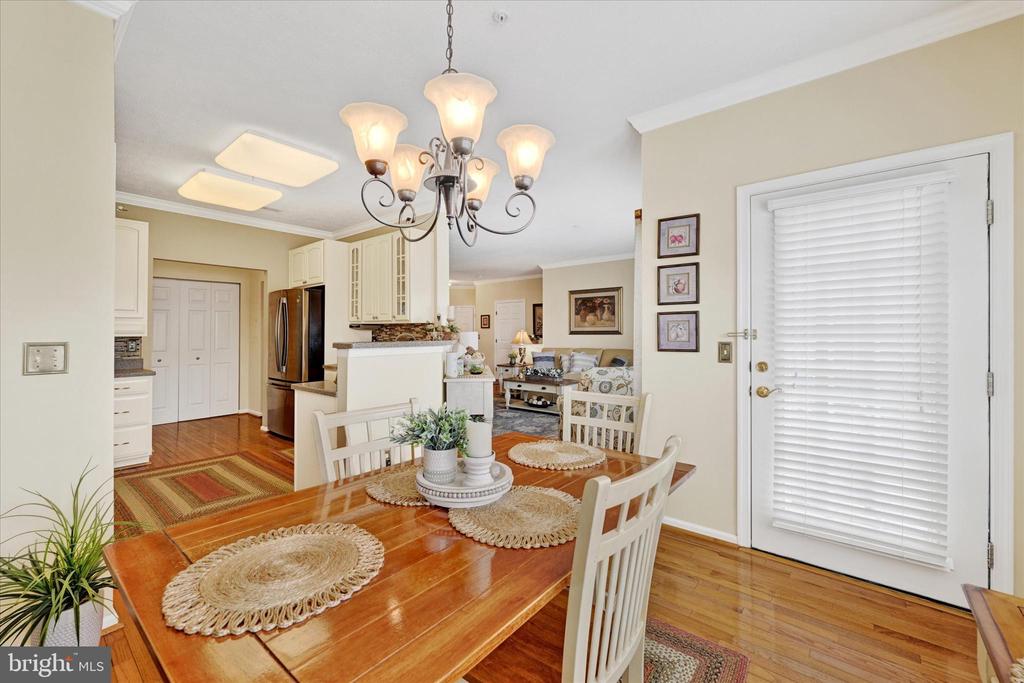 4503 Dunton Ter
