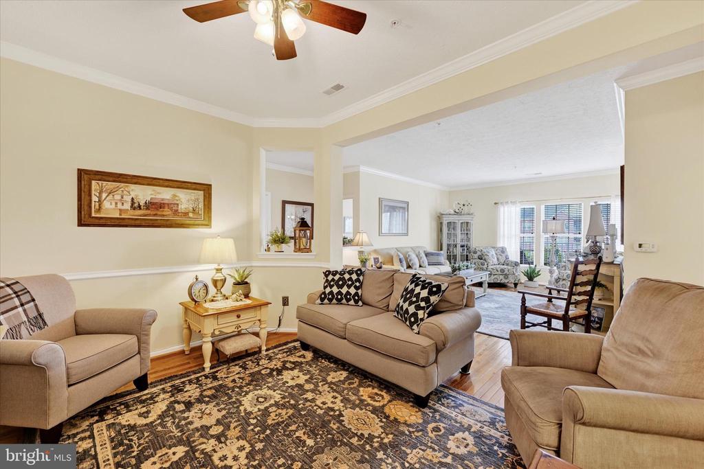 4503 Dunton Ter