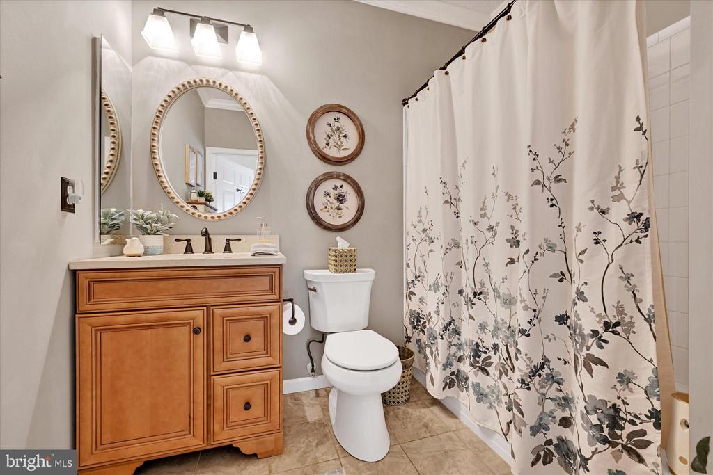 4503 Dunton Ter