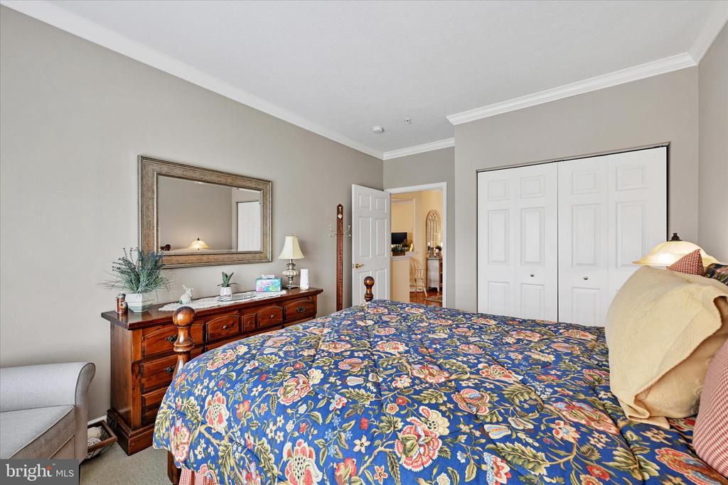 4503 Dunton Ter