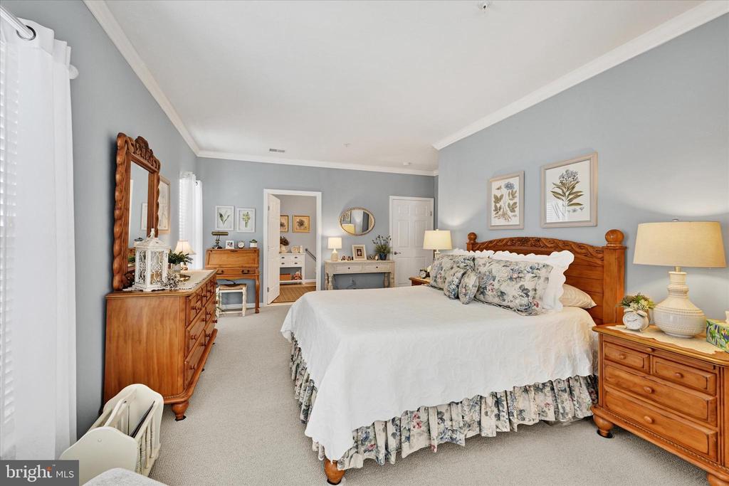 4503 Dunton Ter