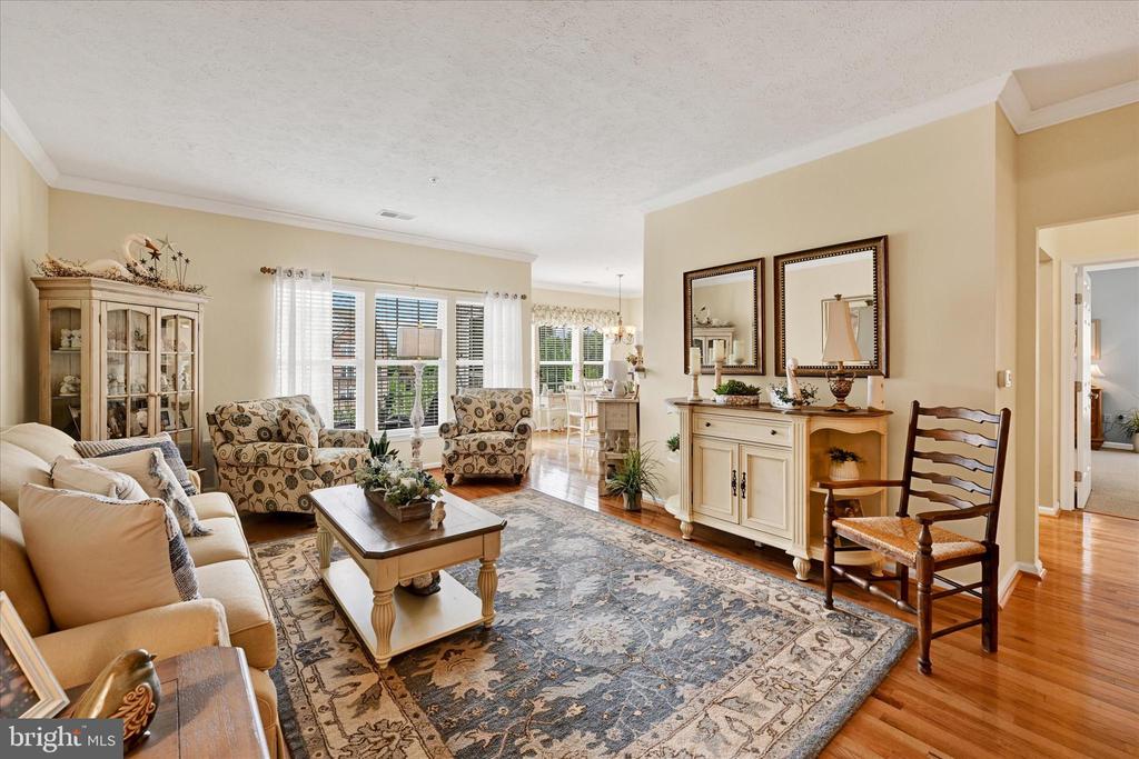 4503 Dunton Ter
