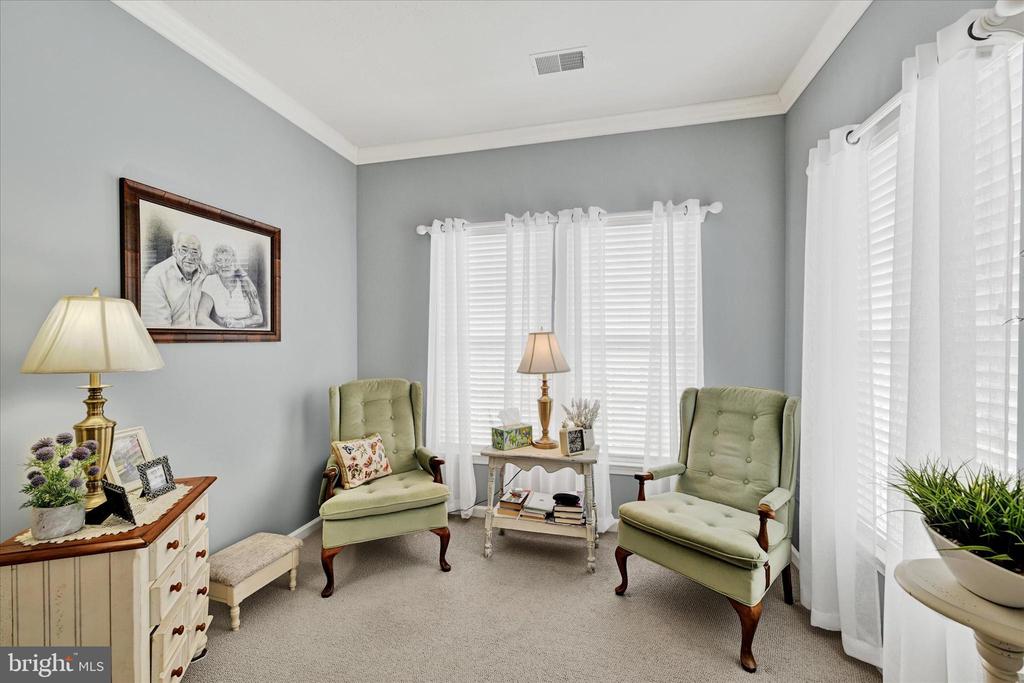 4503 Dunton Ter