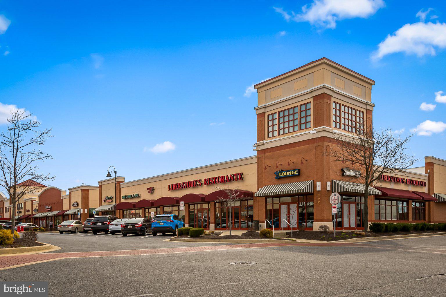 7-E Brook Farm Ct #7e