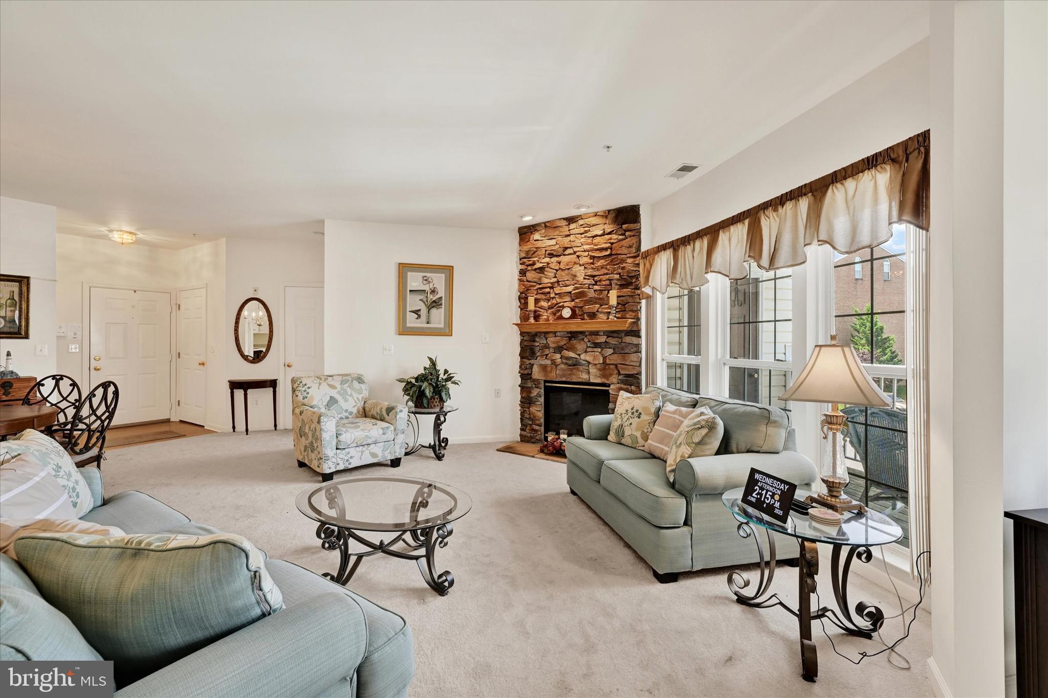 7-E Brook Farm Ct #7e