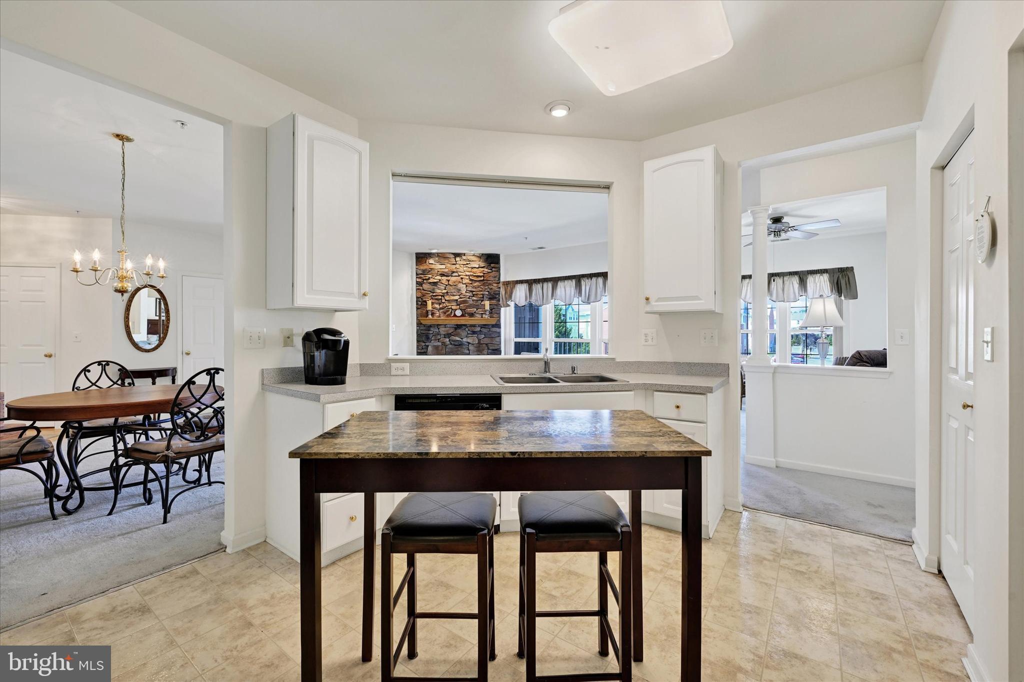 7-E Brook Farm Ct #7e