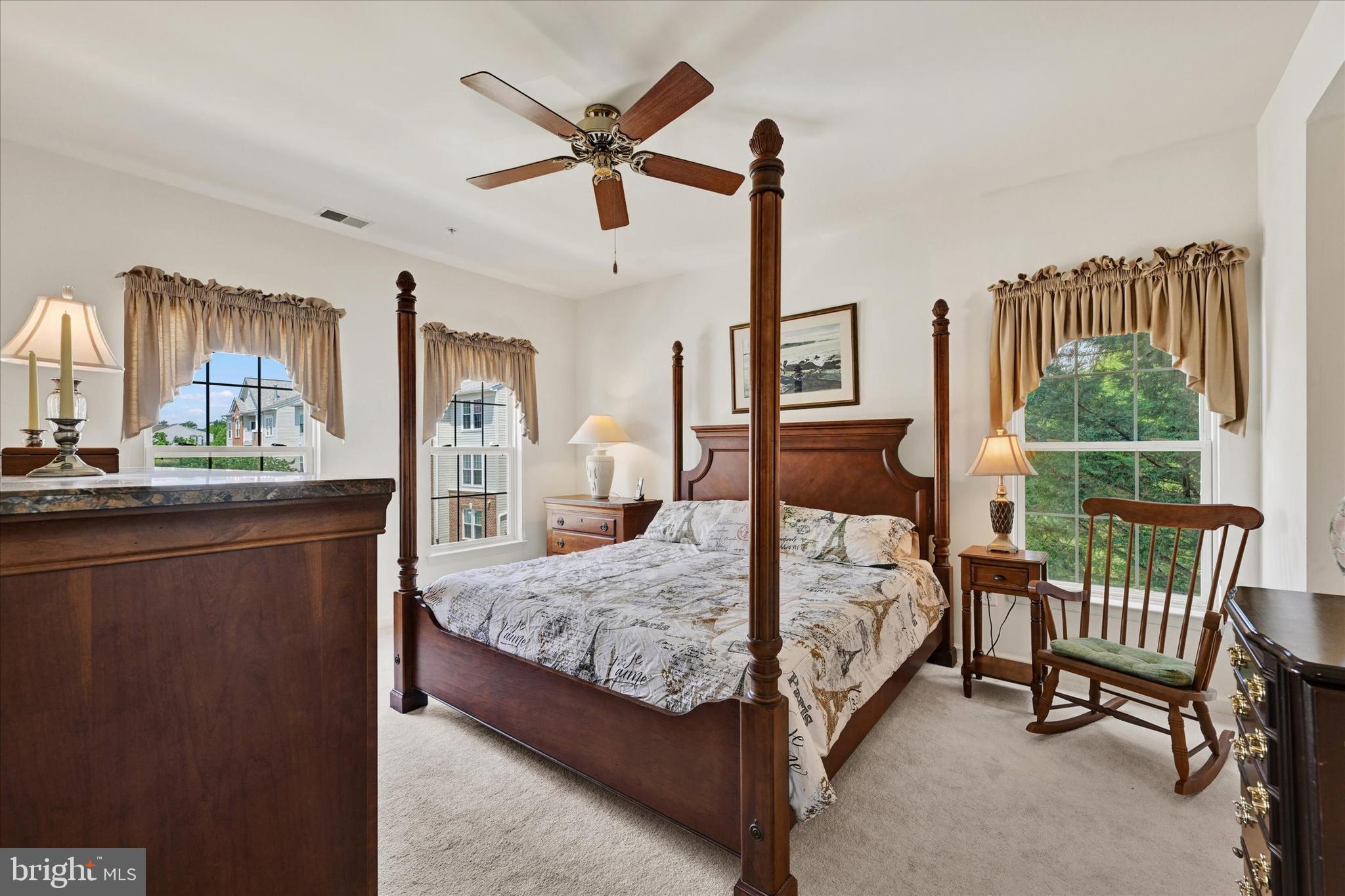 7-E Brook Farm Ct #7e