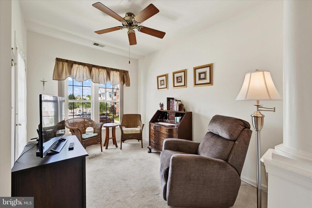 7-E Brook Farm Ct #7e