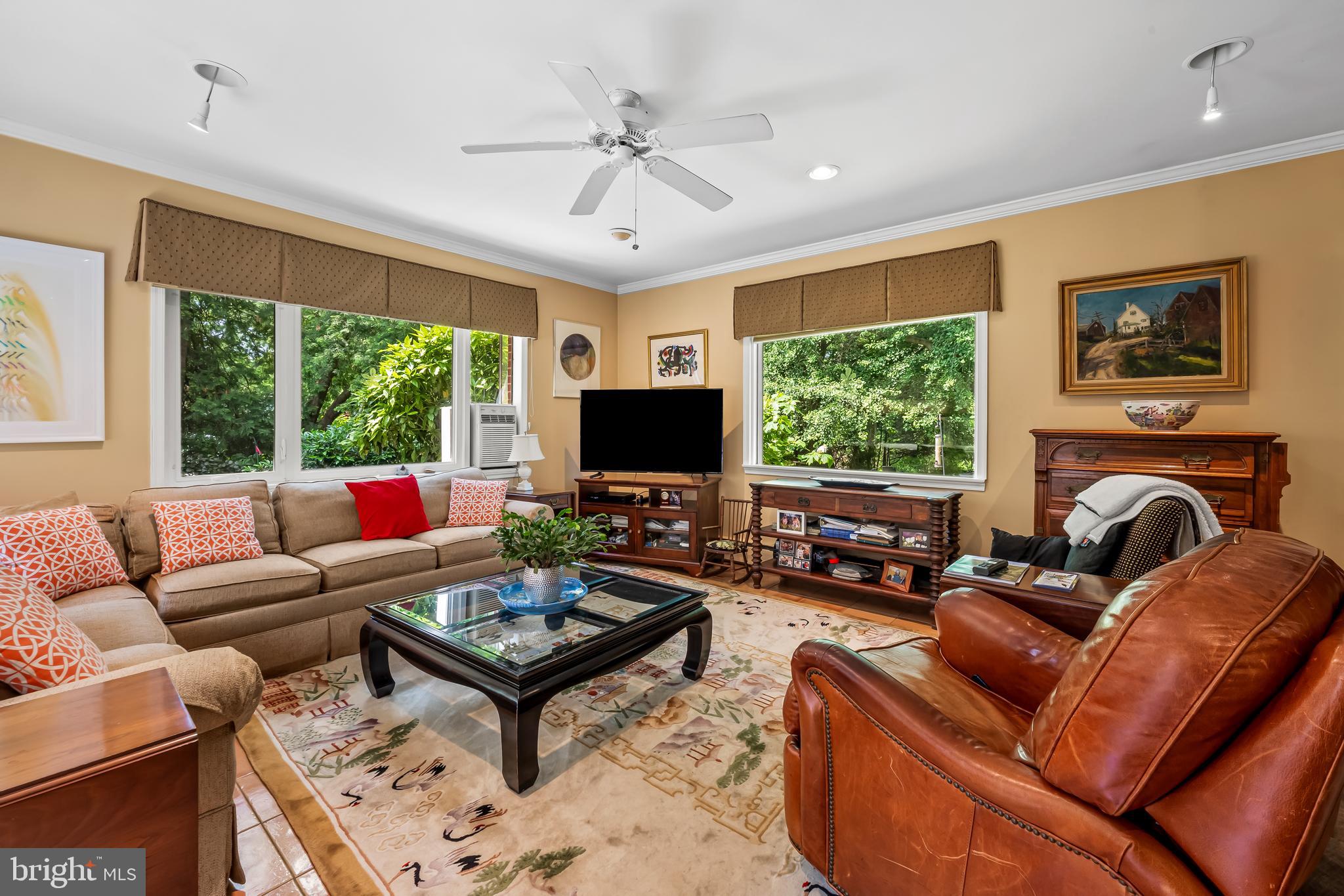 6003 Lakehurst Dr #3