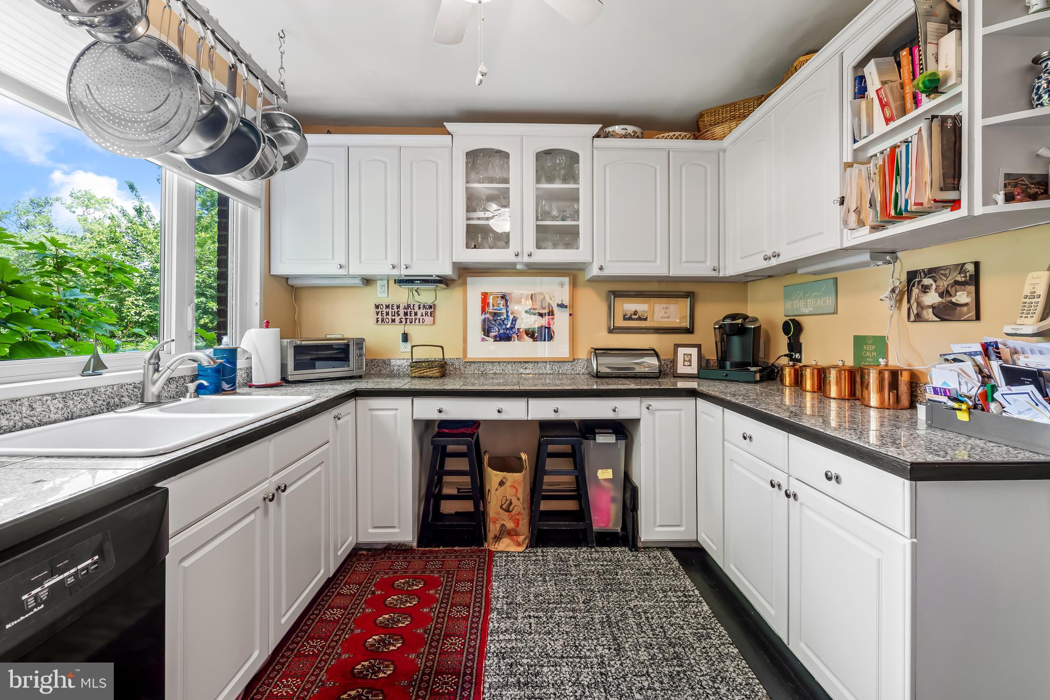 6003 Lakehurst Dr #3