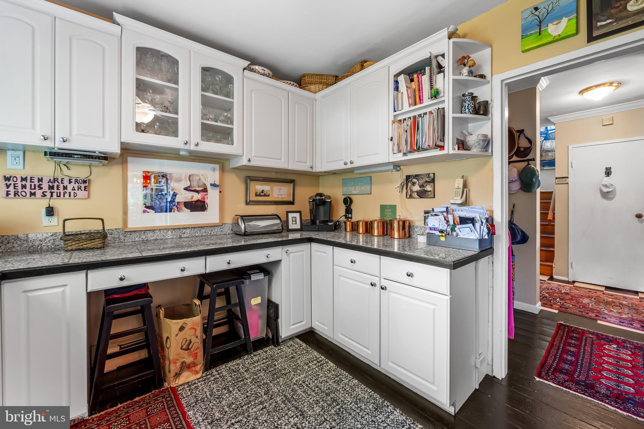 6003 Lakehurst Dr #3