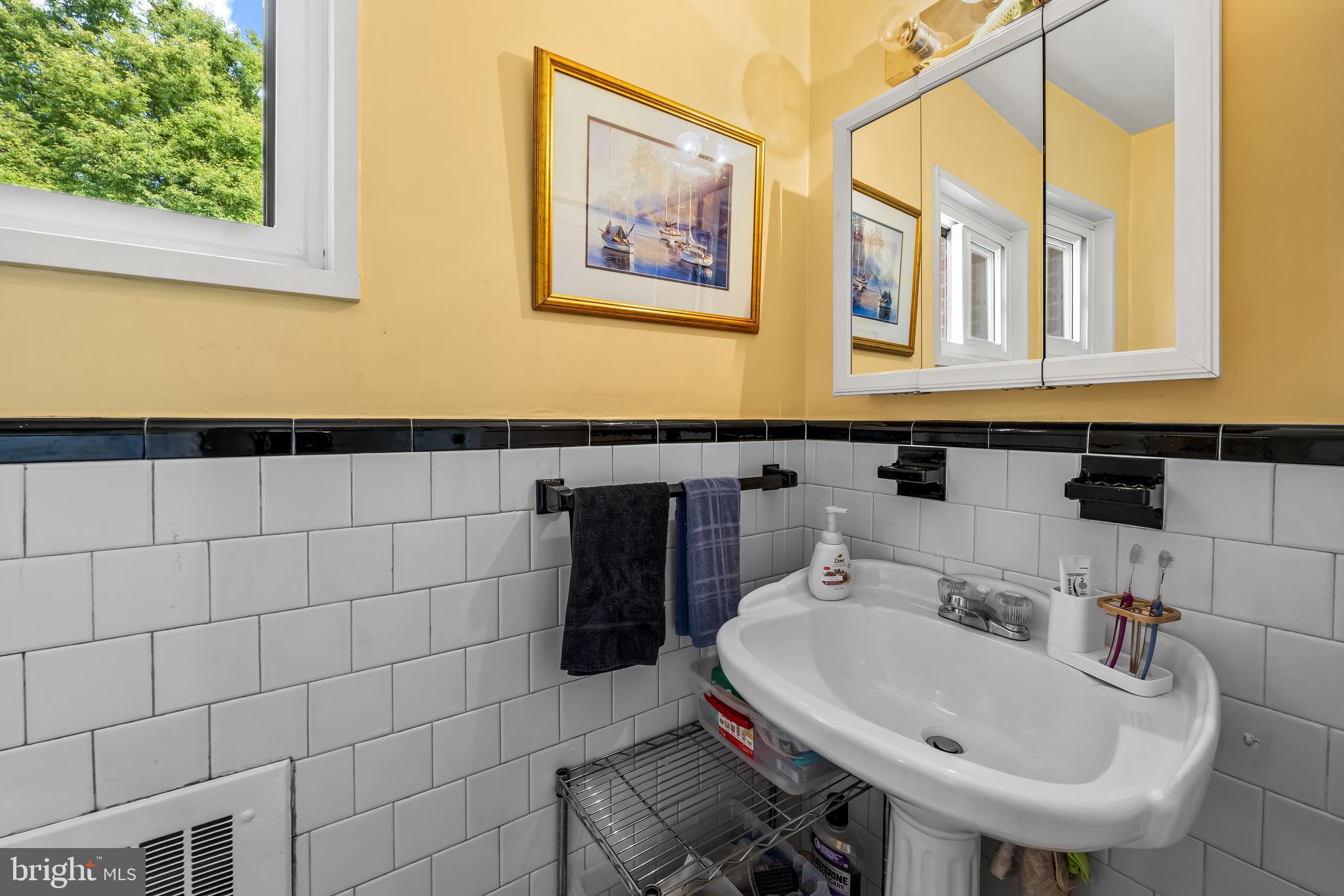 6003 Lakehurst Dr #3