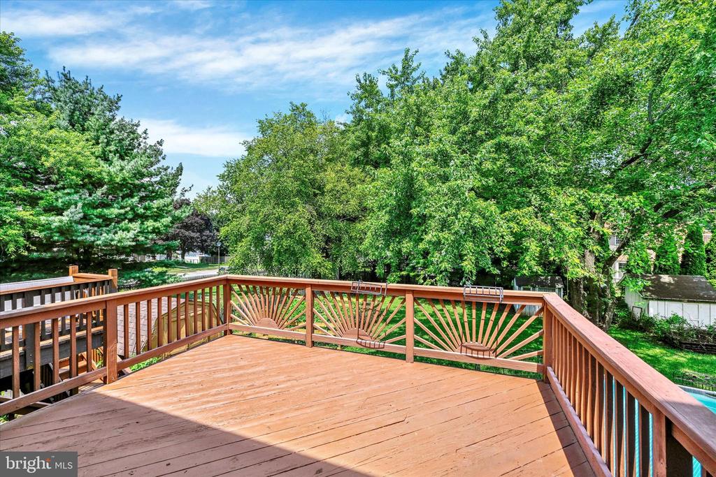 38 Stoneway Pl