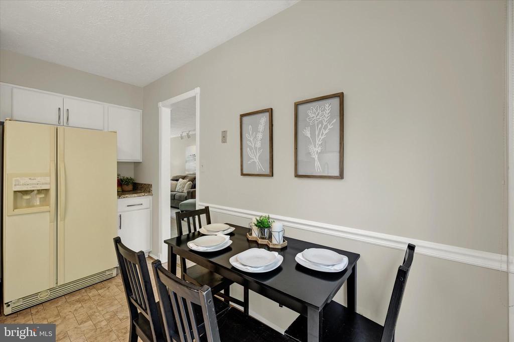 38 Stoneway Pl