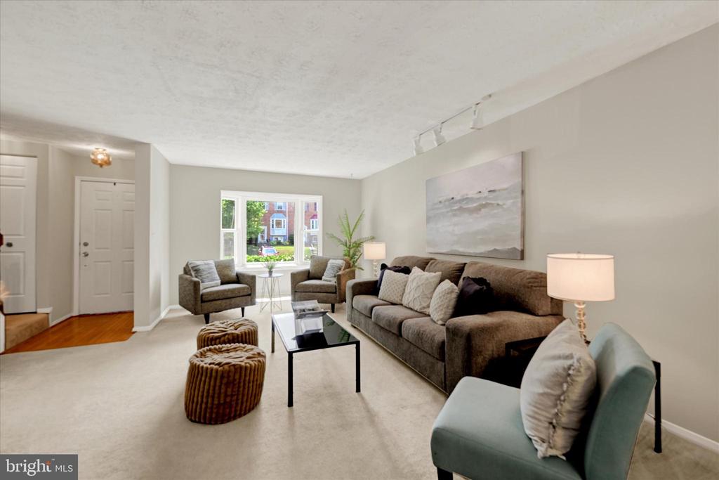 38 Stoneway Pl