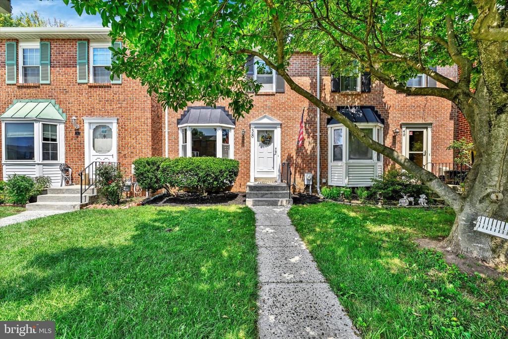 38 Stoneway Pl