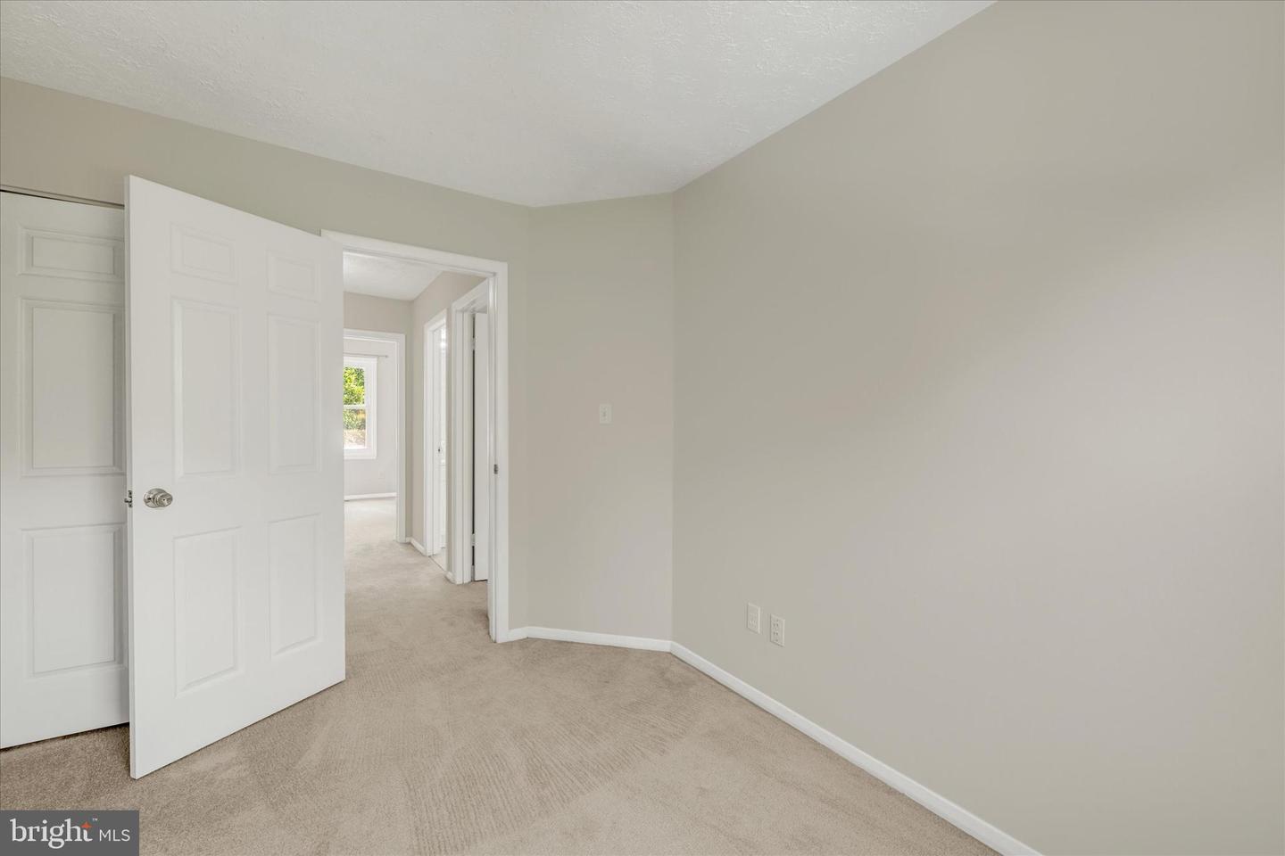 38 Stoneway Pl