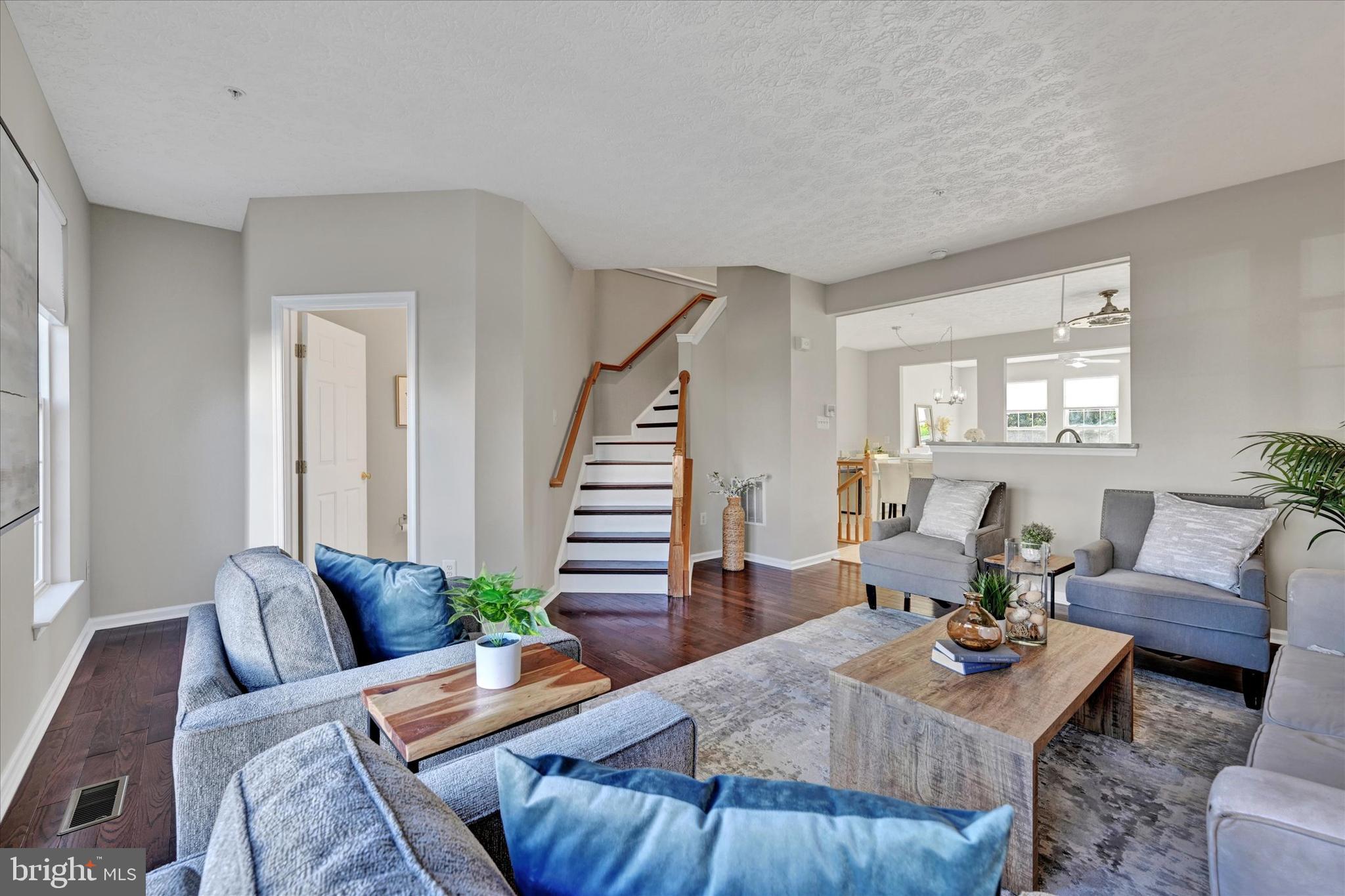 9744 Harvester Cir #9744