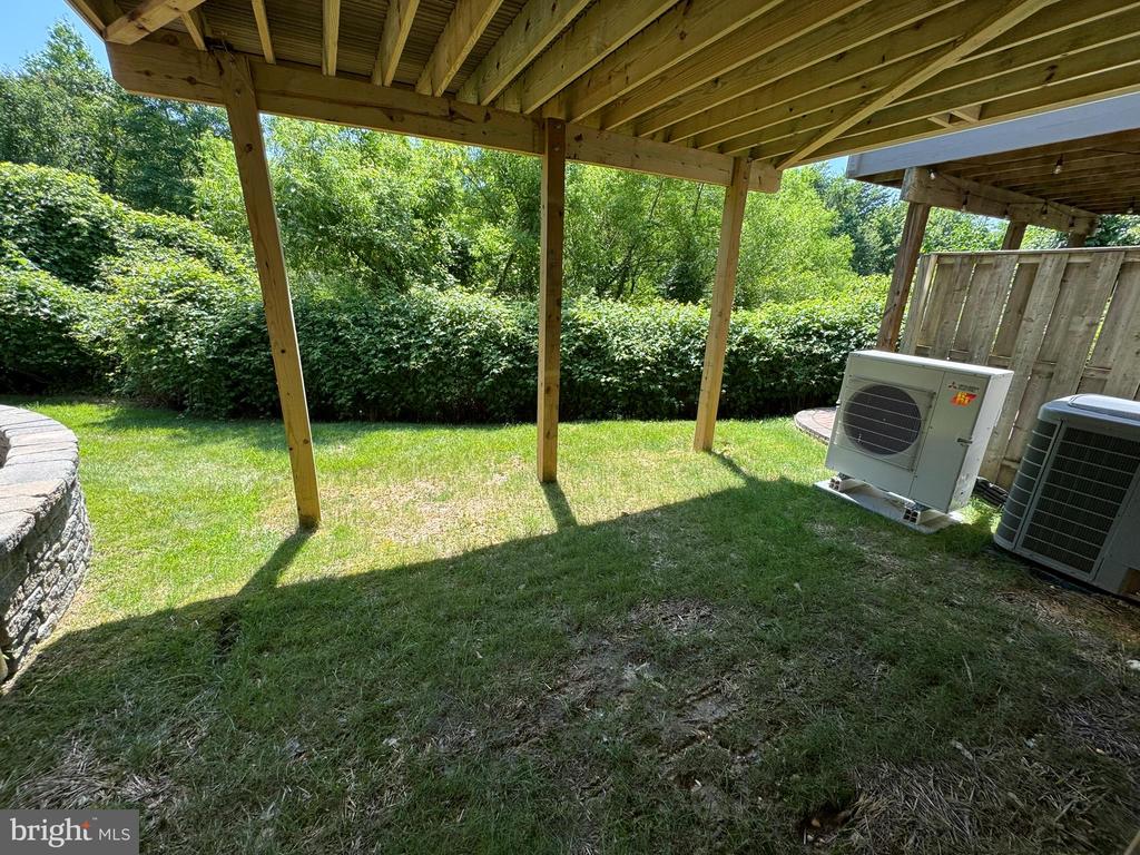 9744 Harvester Cir #9744
