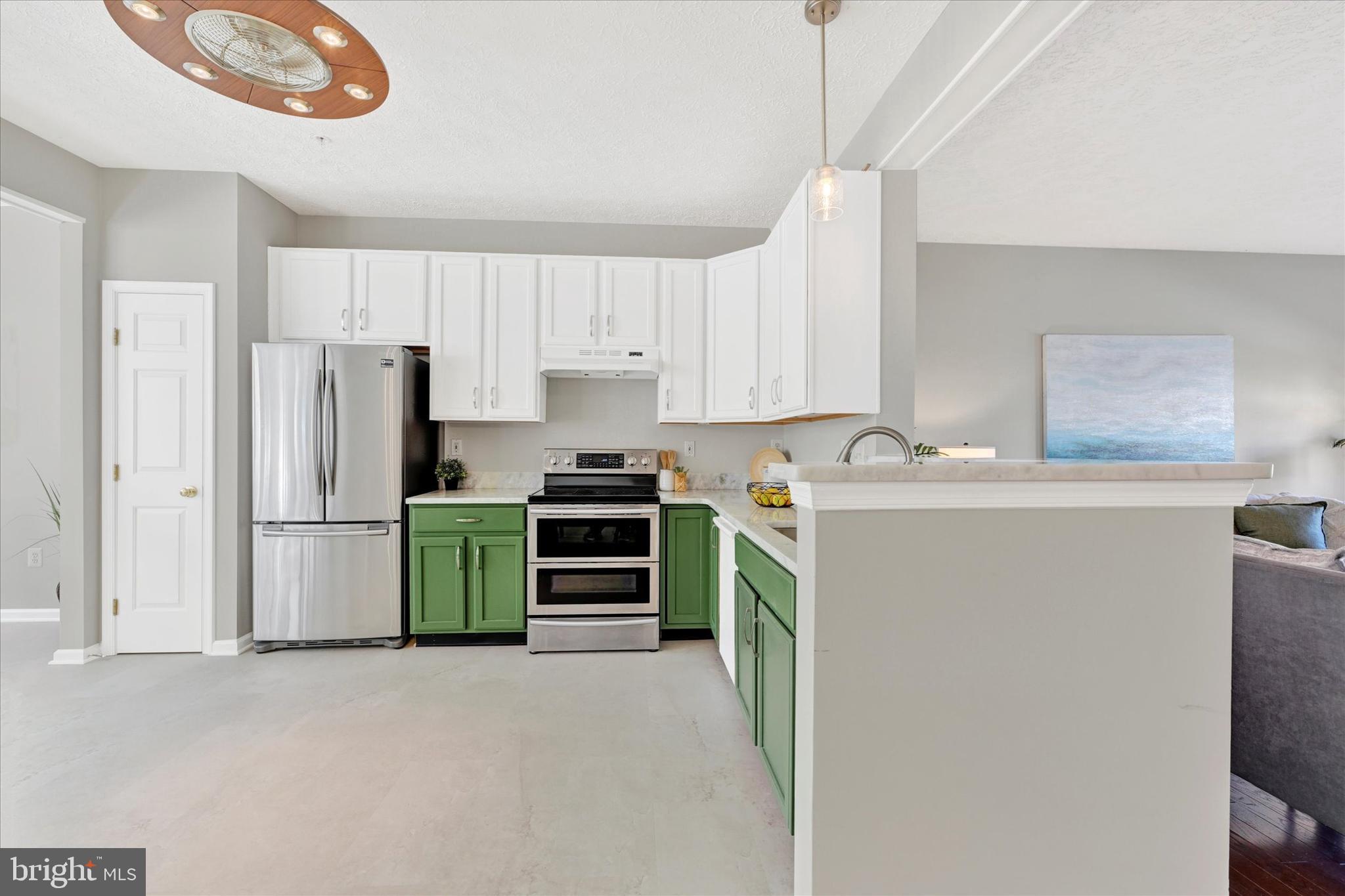 9744 Harvester Cir #9744