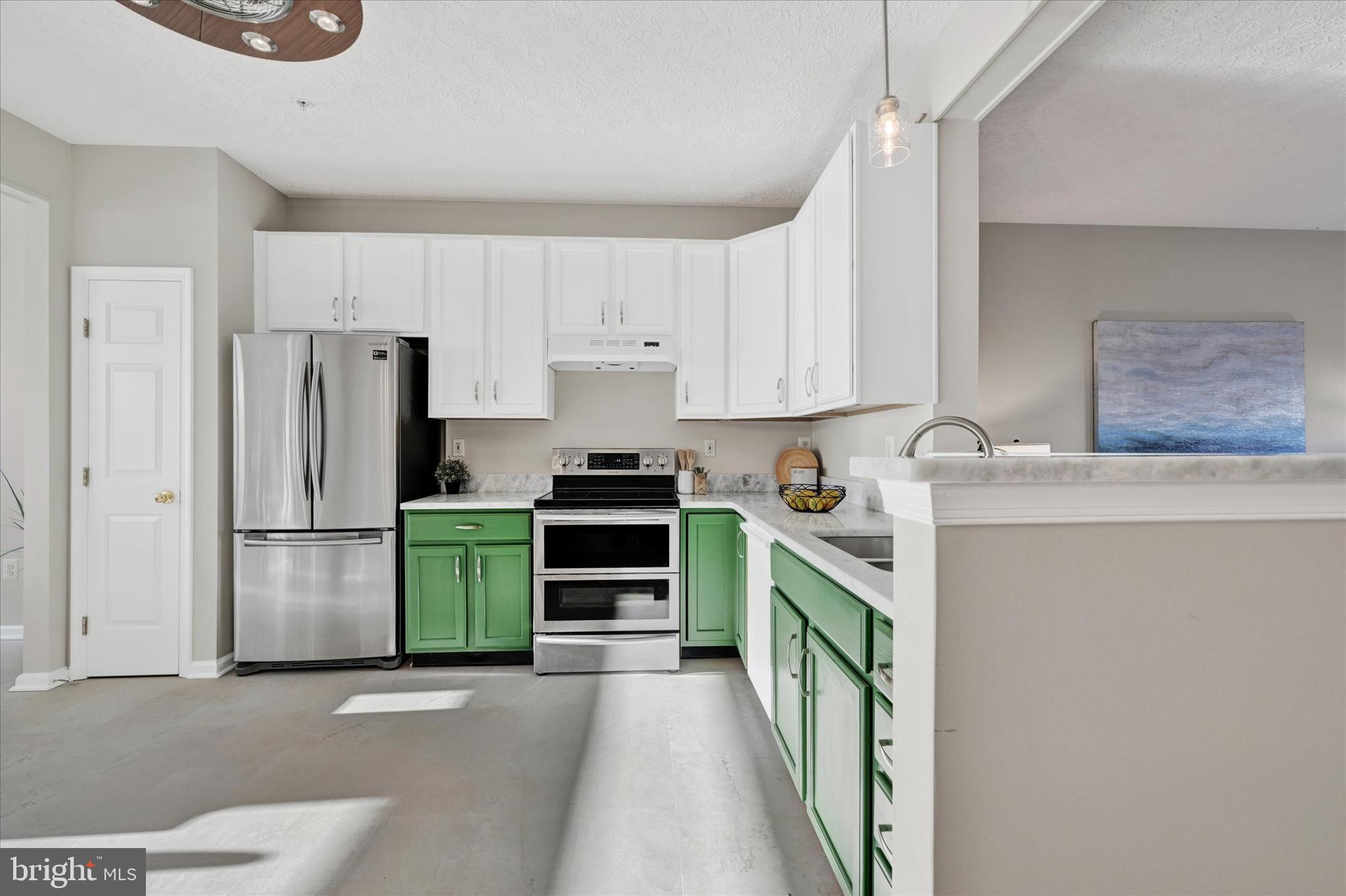 9744 Harvester Cir #9744