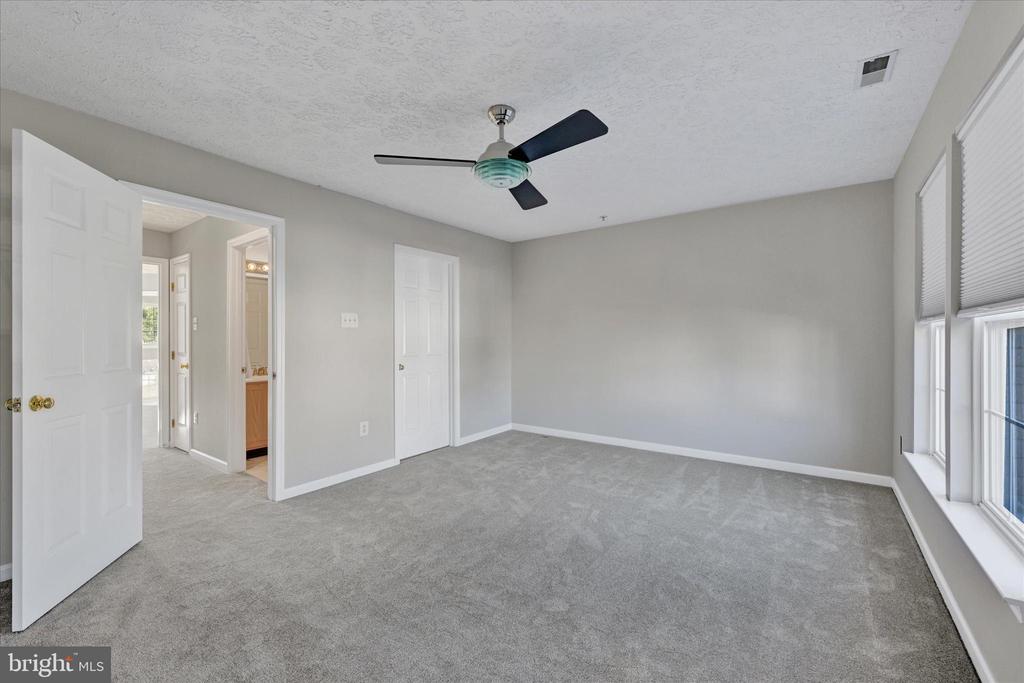 9744 Harvester Cir #9744