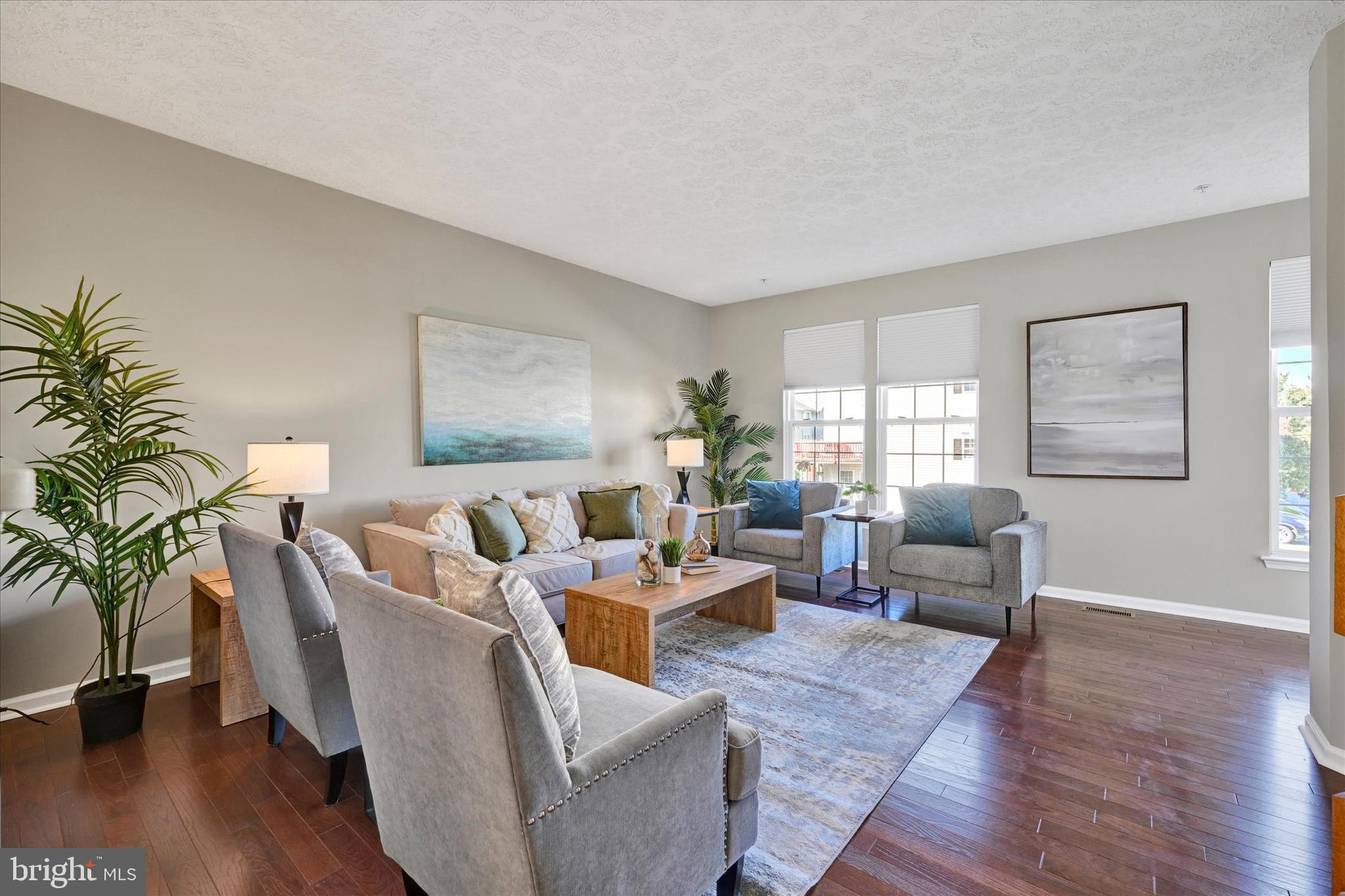 9744 Harvester Cir #9744