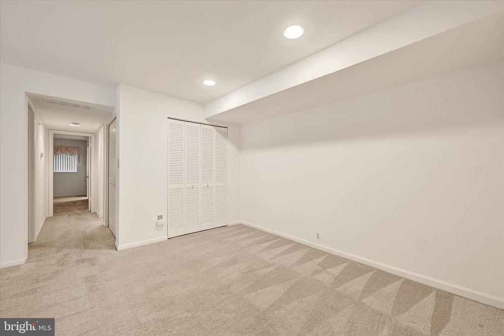 8 Bandon Ct #101