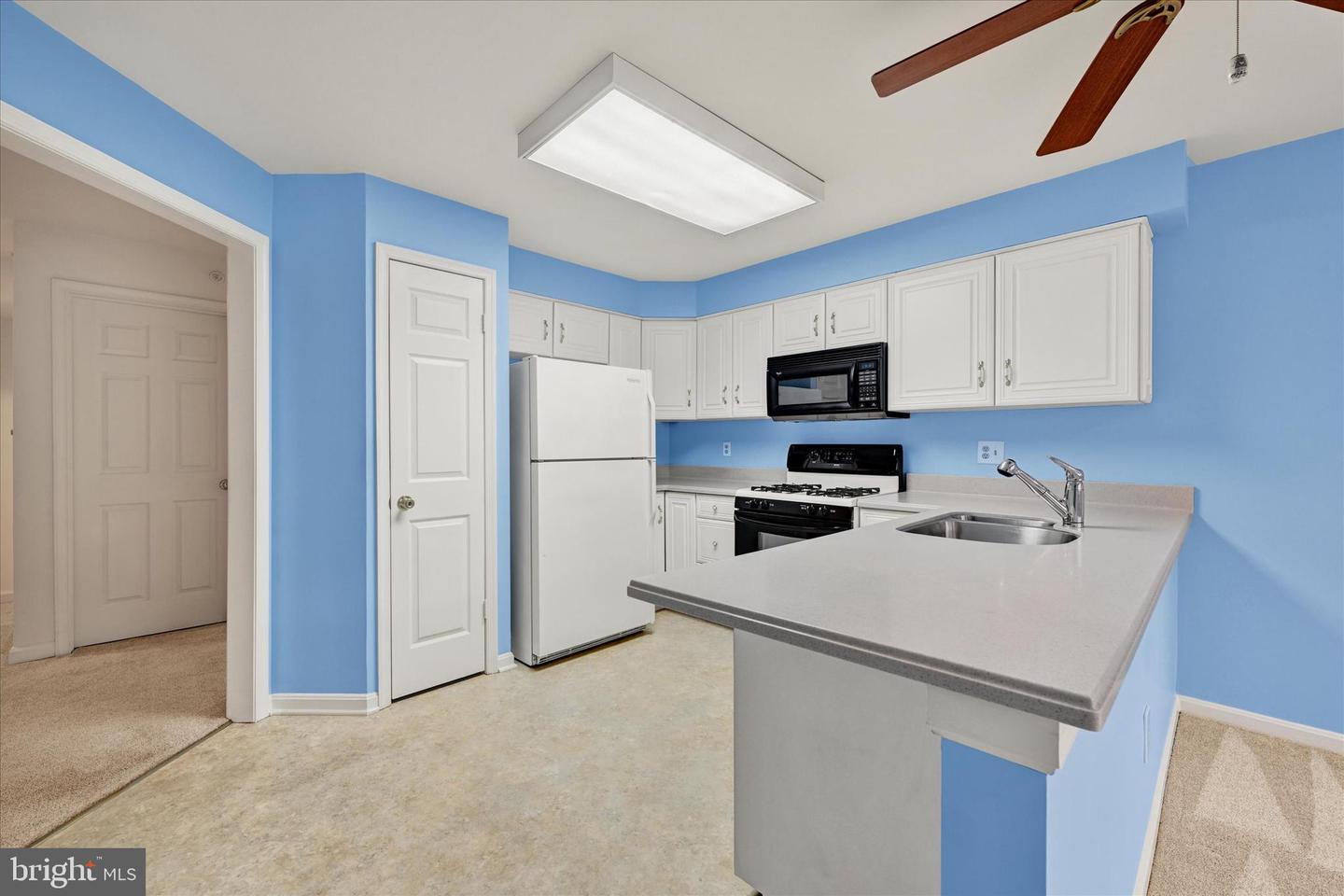 8 Bandon Ct #101