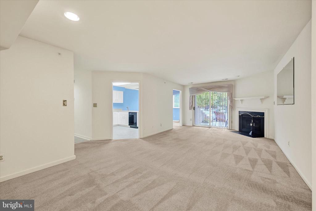 8 Bandon Ct #101