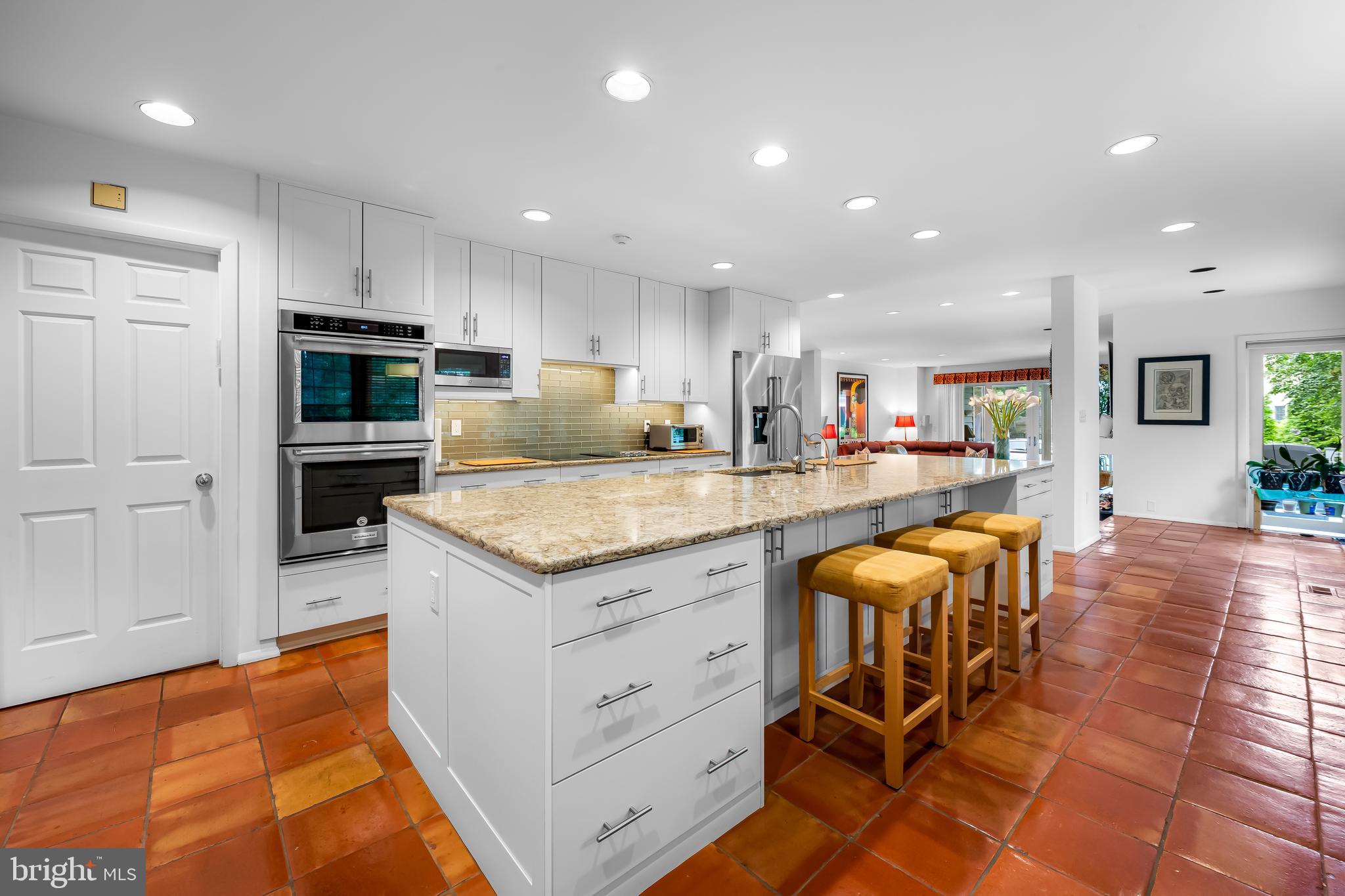 3308 Redspire Ln