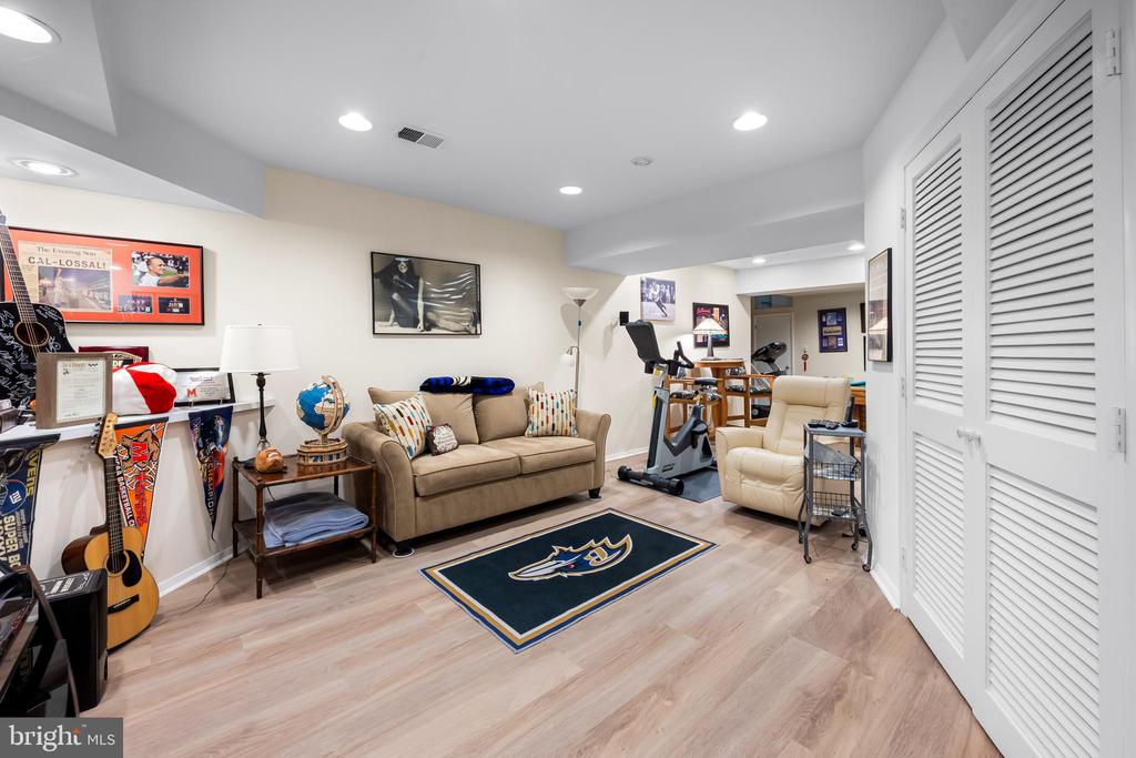3308 Redspire Ln