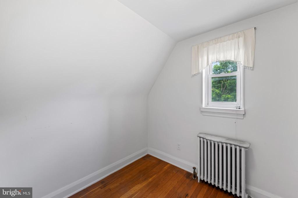 816 Ridgeleigh Rd