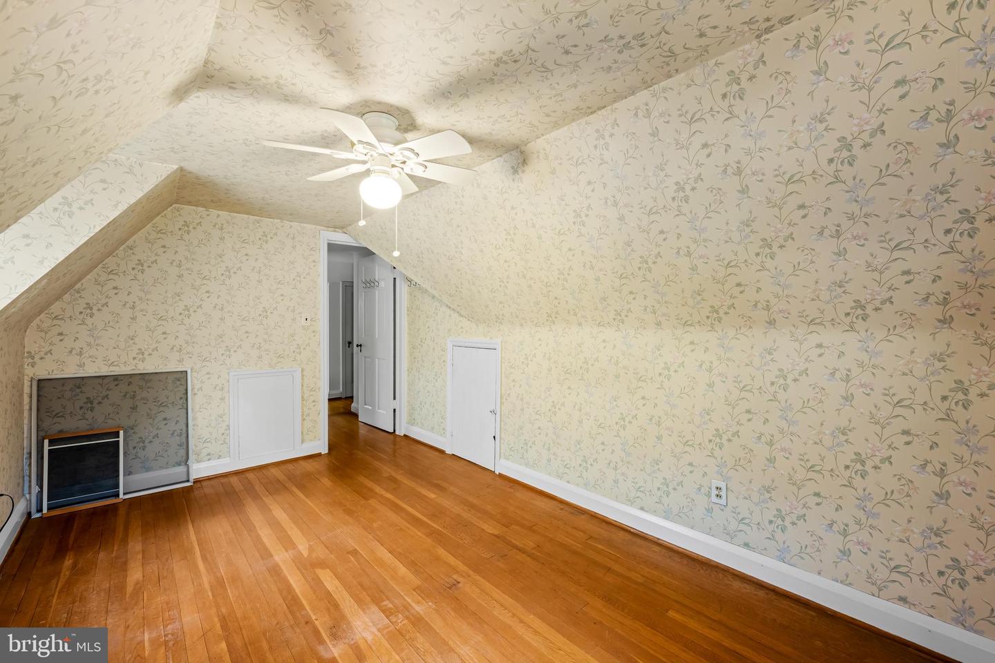 816 Ridgeleigh Rd