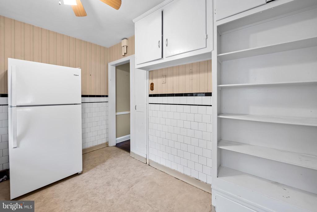 816 Ridgeleigh Rd