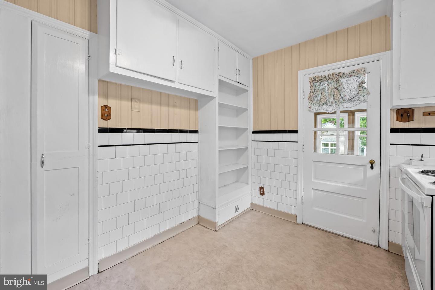 816 Ridgeleigh Rd