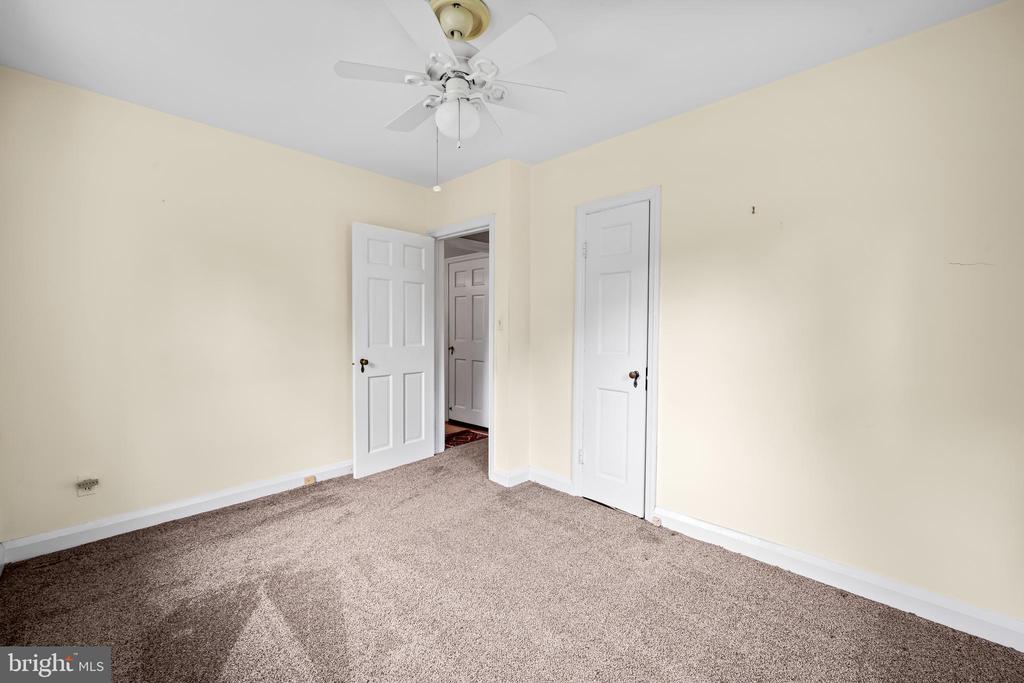 816 Ridgeleigh Rd