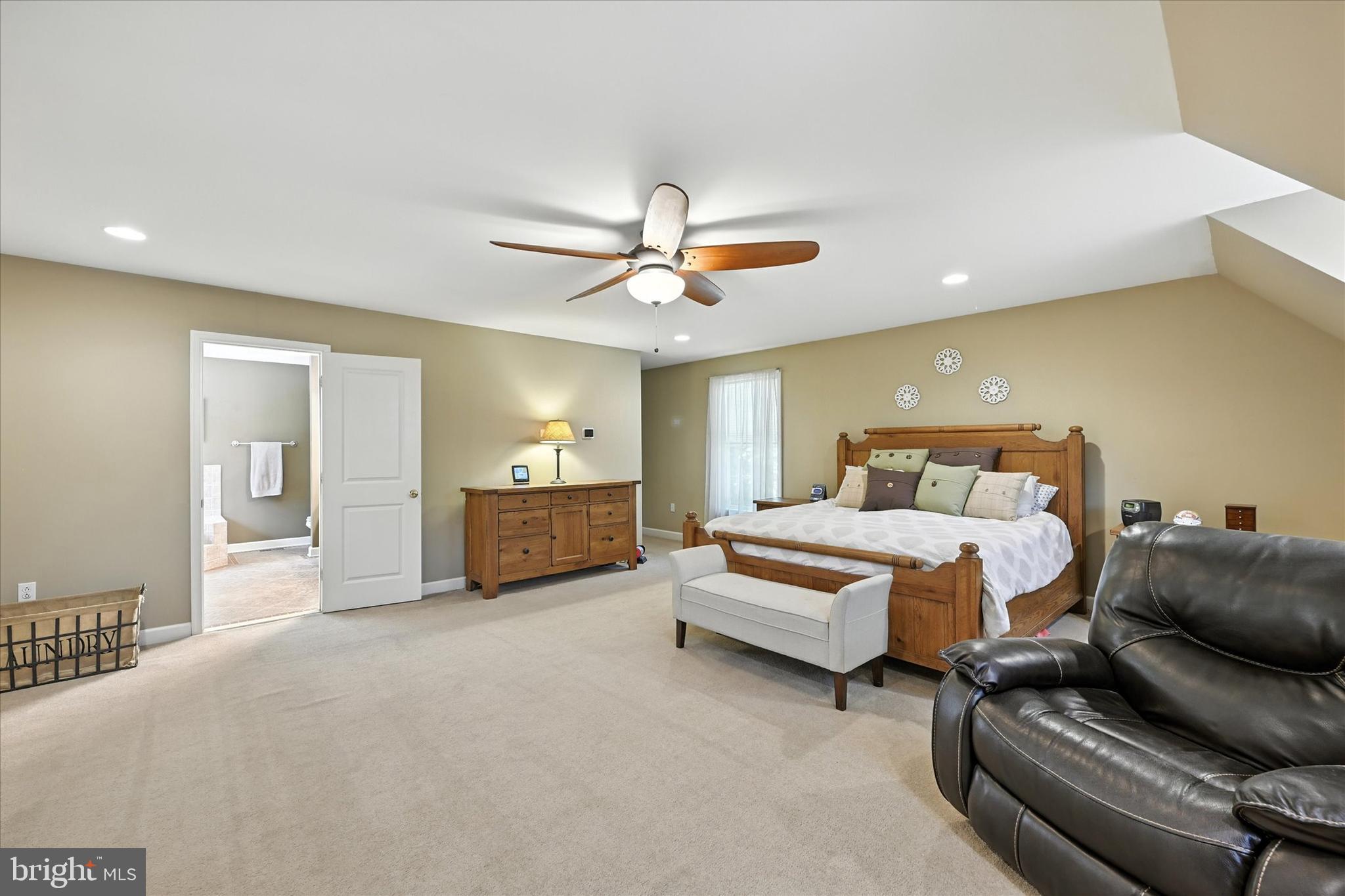 9108 Satyr Hill