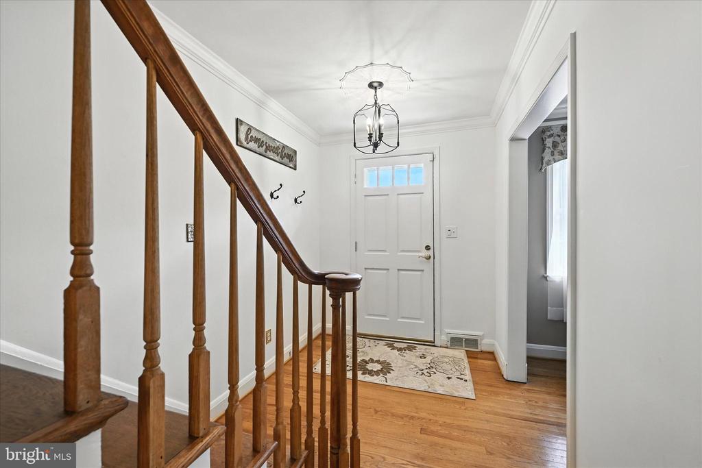 9108 Satyr Hill