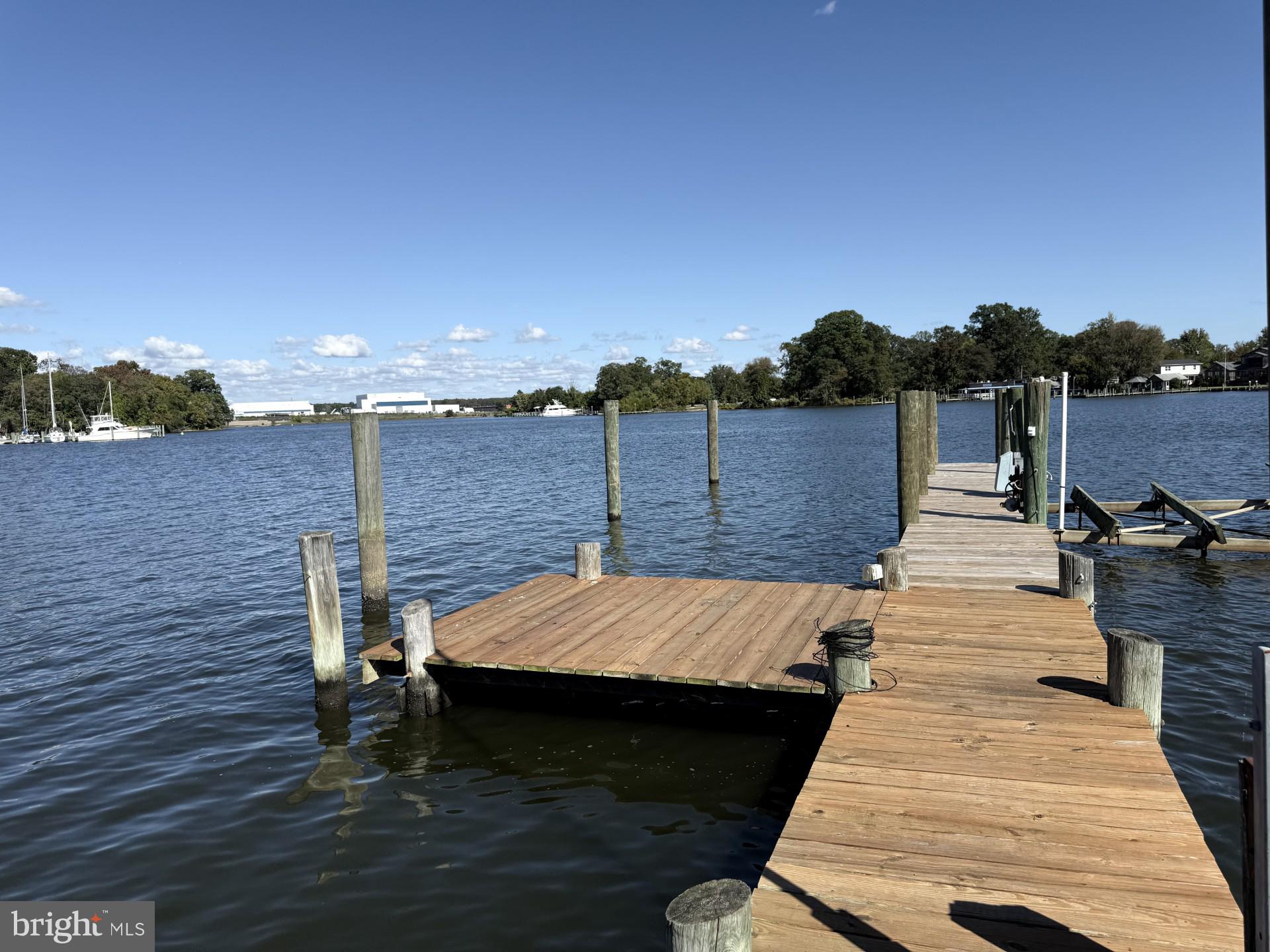 154 Kingston Park Ln