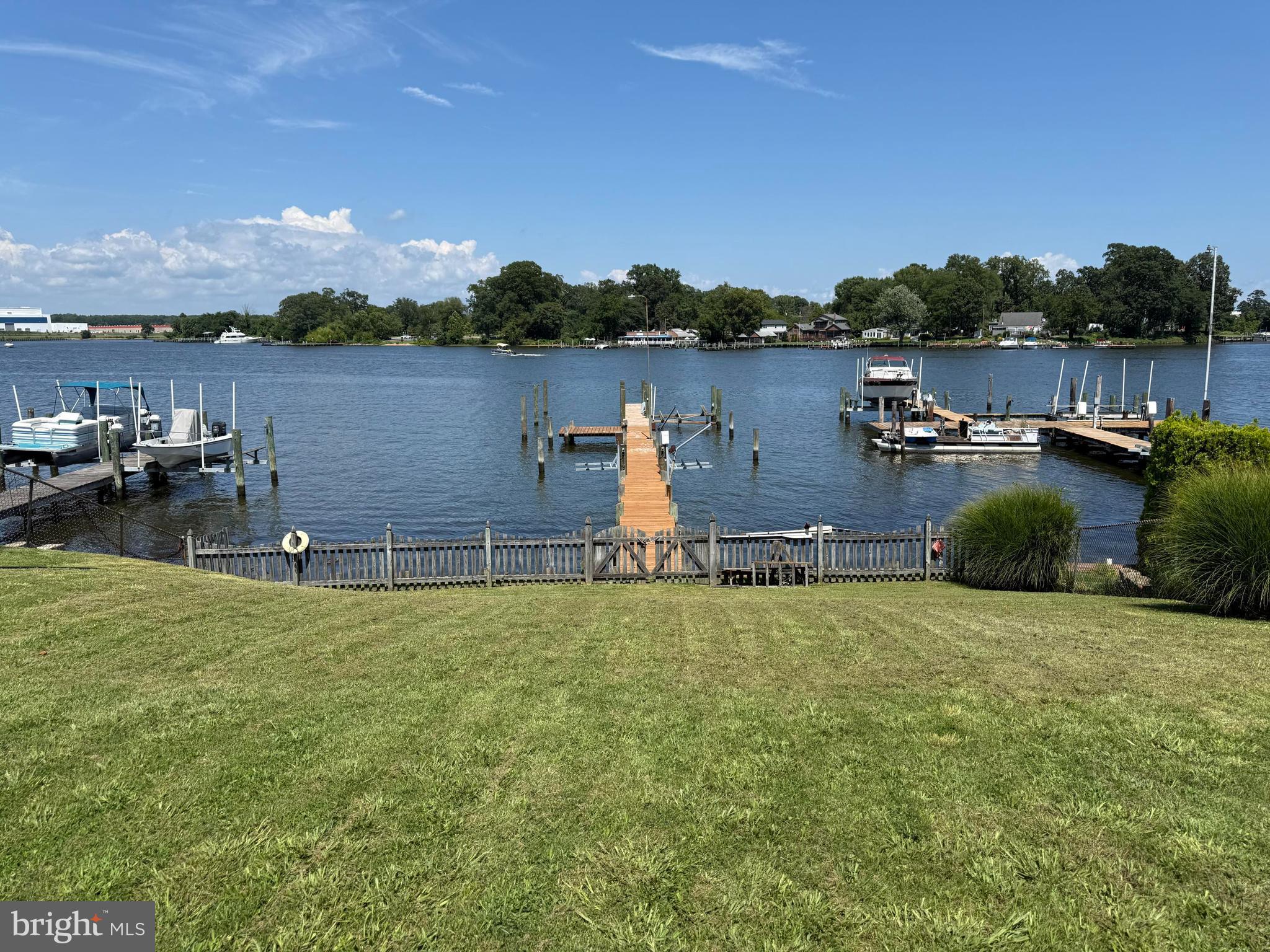 154 Kingston Park Ln